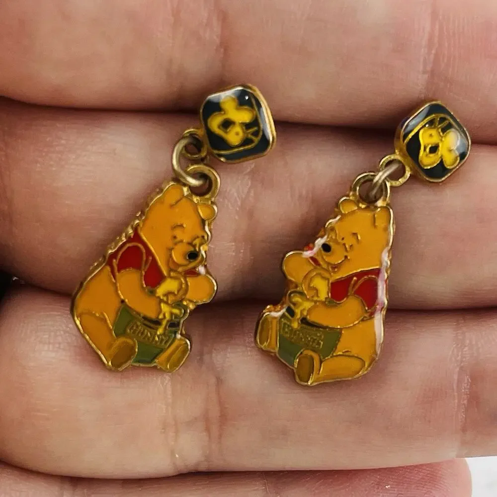 Vintage Winnie the Pooh Dangle Earrings Sitting Pooh w/Honey Pot Enamel Disney - Picture 1 of 14